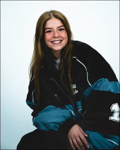 Qui est cette youtubeuse ?