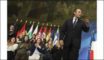 Jeudi 25 avril 2024, Emmanuel Macron était à la Sorbonne et a fait une conférence sur :