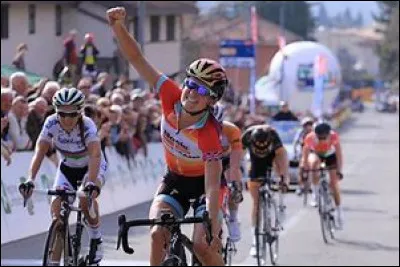 Le premier Tour de France cycliste a eu lieu en 1903.