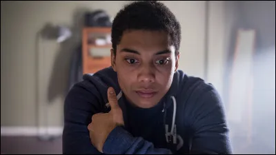 Il est nommé aux BAFTA TV Awards du meilleur acteur pour son rôle dans...