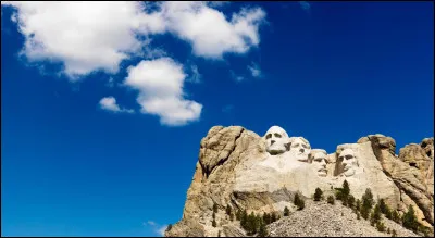 Le DAkota du Nord est l'État américain où se situe le Mont Rushmore.