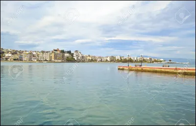 Après la Crète, quelle est la deuxième plus grande île grecque ?