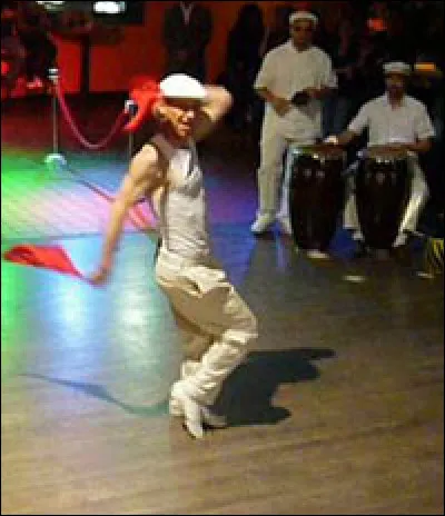 Le 30 novembre 2016, le Comité intergouvernemental de l'Unesco a décidé d'inclure cette danse sur la liste représentative du patrimoine culturel immatériel de l'humanité. De quelle danse s'agit-il ?