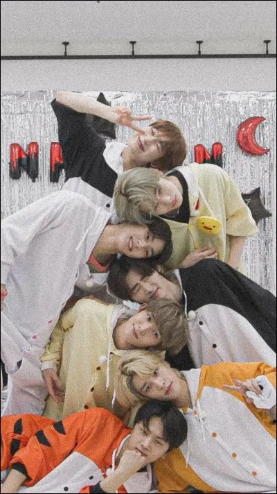 Qui sont-ils, de haut en bas ?