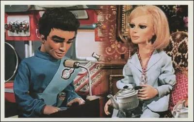 Dans quelle série télé suit-on les aventures de Jeff Tracy et Lady Pénélope ?