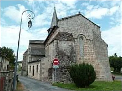 Commune Haut-Viennoise, sur les bords de la Couze, Razès se situe dans l'ancienne région ...