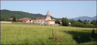 Nous sommes dans le Couserans, à Taurignan-Vieux. Village de l'aire d'attraction Saint-Gironnaise, il se situe dans le département ...