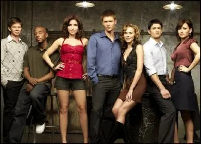 Dans la srie Les Frres Scott, quel est le mtier de Dan Scott ?