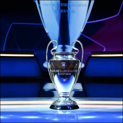 Quelle club a soulevé la Champions league en 2006 ?