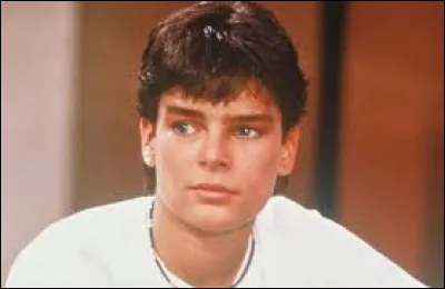 Qui est l'interprète de "Ouragan" ?