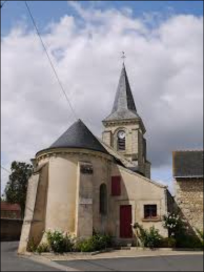 Nous démarrons notre promenade devant l'église Saint-Nicolas, à Brossay. Village des Pays-de-la-Loire, dans le Saumurois, il se situe dans le département ...