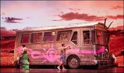 Quel est le titre du film relatant l'histoire d'une troupe de drag-queens traversant l'Australie, de Sydney à Alice Springs, dans un bus ?