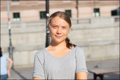 Dans quel domaine la militante Greta Thunberg est-elle principalement active ?