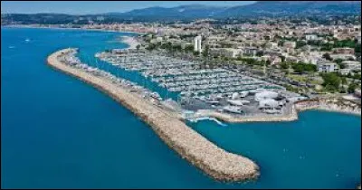Cette ville de 30 000 habitants des Alpes-Maritimes, située dans l'agglomération niçoise, c'est Saint ... du Var
