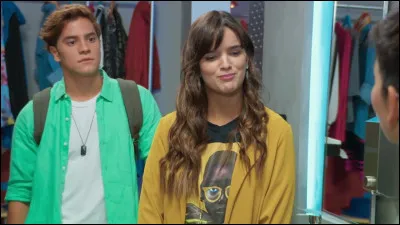 Comment s'appelle cette fille ?