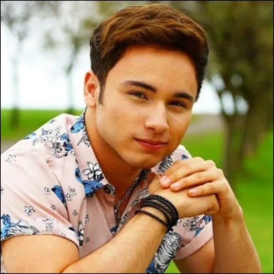 Comment s'appelle-t-il ?