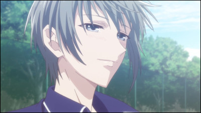 Avec qui vit-il dans l'ancienne maison de Shigure ?