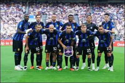 Quel est le nom de ce club milanais ?