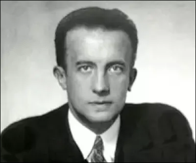 Qui est ce poète français, auteur du poème ''Loreille du taureau'' ?