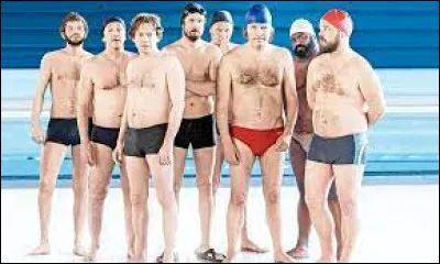 Quel est le titre du film de Gilles Lellouche, dont l'action se déroule essentiellement dans une piscine ?