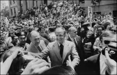 George McGovern, candidat malheureux du parti démocrate contre Richard Nixon à l'élection présidentielle de 1972, était alors ...