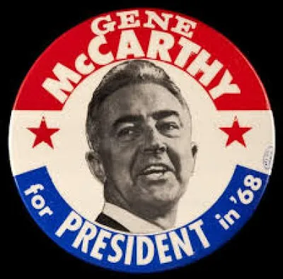 Eugene McCarthy, candidat malheureux à l'investiture du parti démocrate en 1968, était ...