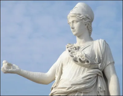 Qui est cette déesse de la mythologie romaine dont la chouette est le symbole de la sagesse ?