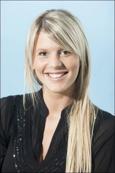 Qui est sa meilleure amie dans la maison des secrets ?