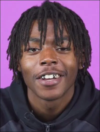 Qui est le rappeur ci-dessus ?