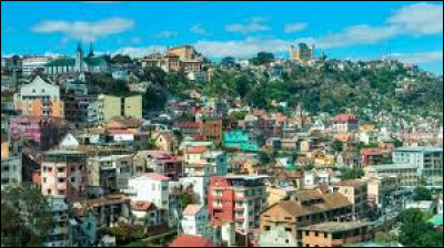 La capitale de Madagascar est Tananarive.