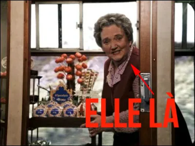 Quel est le nom de la dame aux bonbons dans le Poudlard express ?