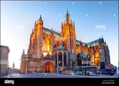 Revenons en France : quelle est la capitale de la région Grand-Est ?