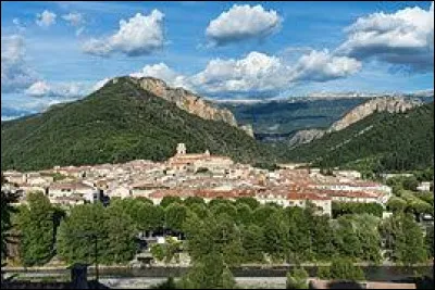 Quelle ville est le chef-lieu du département ?