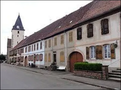 Nous sommes à présent dans le Grand-Est à Haskirchen. Village de l'arrondissement de Saverne, il se situe dans le département ...