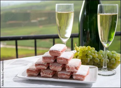 Le summum ! Tant par la boisson pétillante et festive que par les célèbres biscuits roses, nous sommes gâtés ! Quelle activité sera de circonstance ?