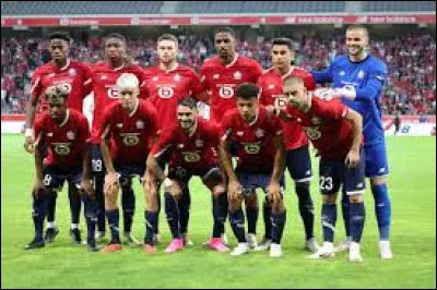 Quel est le nom de ce club français ?