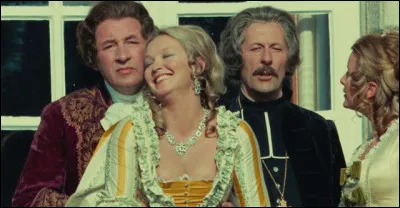 Quel est ce film historique réalisé par Bertrand Tavernier, réunissant Philippe Noiret, Jean Rochefort et Jean-Pierre Marielle ?