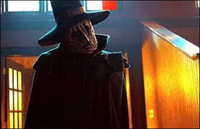 Quel est le monstre qui occupe l'école Salvatore dans l'épisode où tout le monde retrouve ses souvenirs de Hope ?