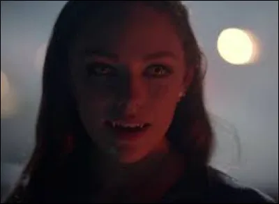 Pourquoi Hope devient-elle la trybride ?