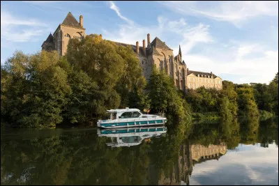 Il ferait beau voir qu'il modernise l'étang !