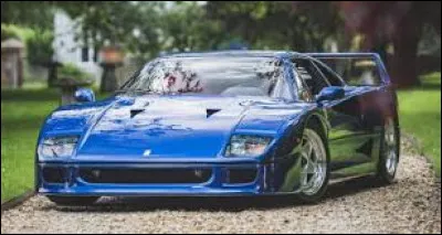 Quelle est la vitesse de pointe de la Ferrari F40 ?