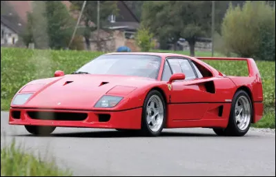 Quelle sont les particularités de la Ferrari 40 ?