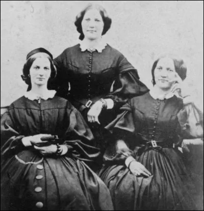 Quels sont les prénoms des 3 soeurs Bronté poétesses et romancières britanniques du XIXè siècle ?