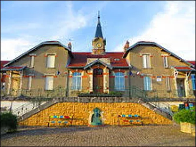 Village de l'arrondissement de Nancy, traversé par la Seille, Éply se situe dans le département ...