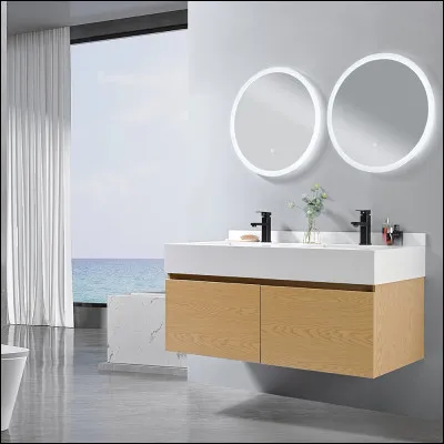 Tu as inondé la salle de bains pas mégarde, tes parents te passent un savon. Que fais-tu ?