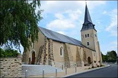 Ancienne commune de l'arrondissement de Château-Gontier, Saint-Fort se situe dans le département ...