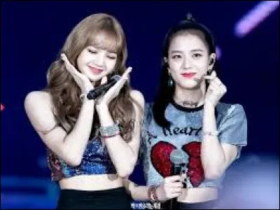 Préfères-tu chanter ou danser ?