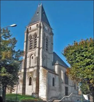 Vous avez sur cette image l'église Saint-Leu-Saint-Gilles, à Thiais. Ville d'un peu plus de 31 000 habitants, dans l'arrondissement de L'Haÿ-les-Roses, elle se situe dans le département ...