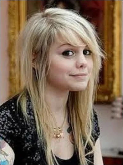 Béatrice Martin, dite Cur de pirate, est une chanteuse, auteure-compositrice-interprète, et pianiste. De quelle origine est-elle ?