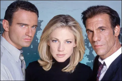 Quelle était cette série télé diffusée dans les années 90-2000 ?